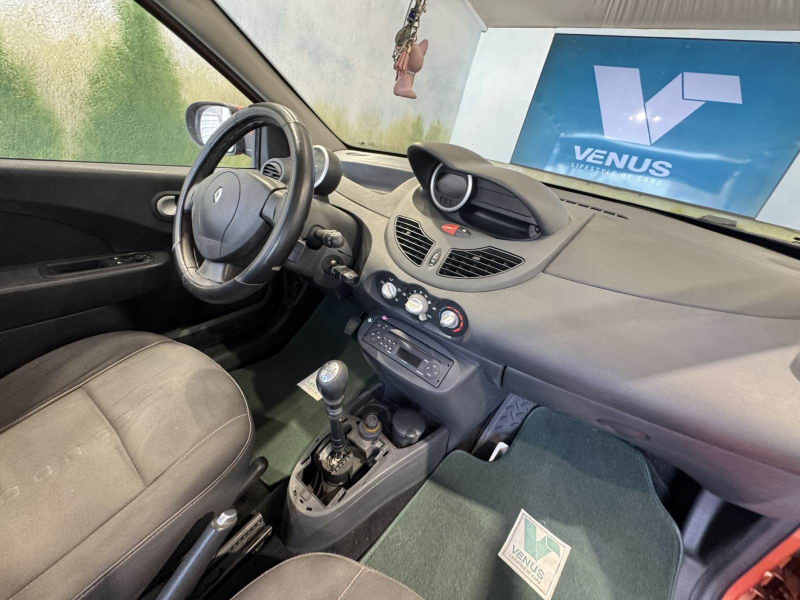 Renault Twingo S 2009 - 12